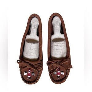 Minnetonka Hand-Beaded Thunderbird II Design Genuine Suede Moccasins 8
